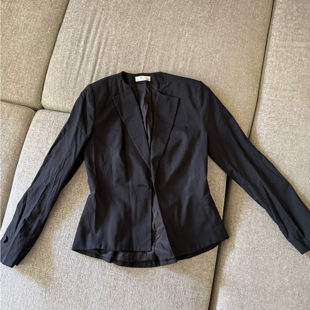 Elegant Black Women's Blazer